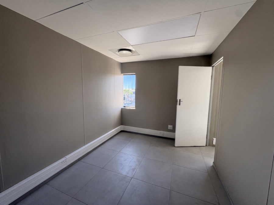 To Let Commercial Property for Rent in Montague Gardens Western Cape